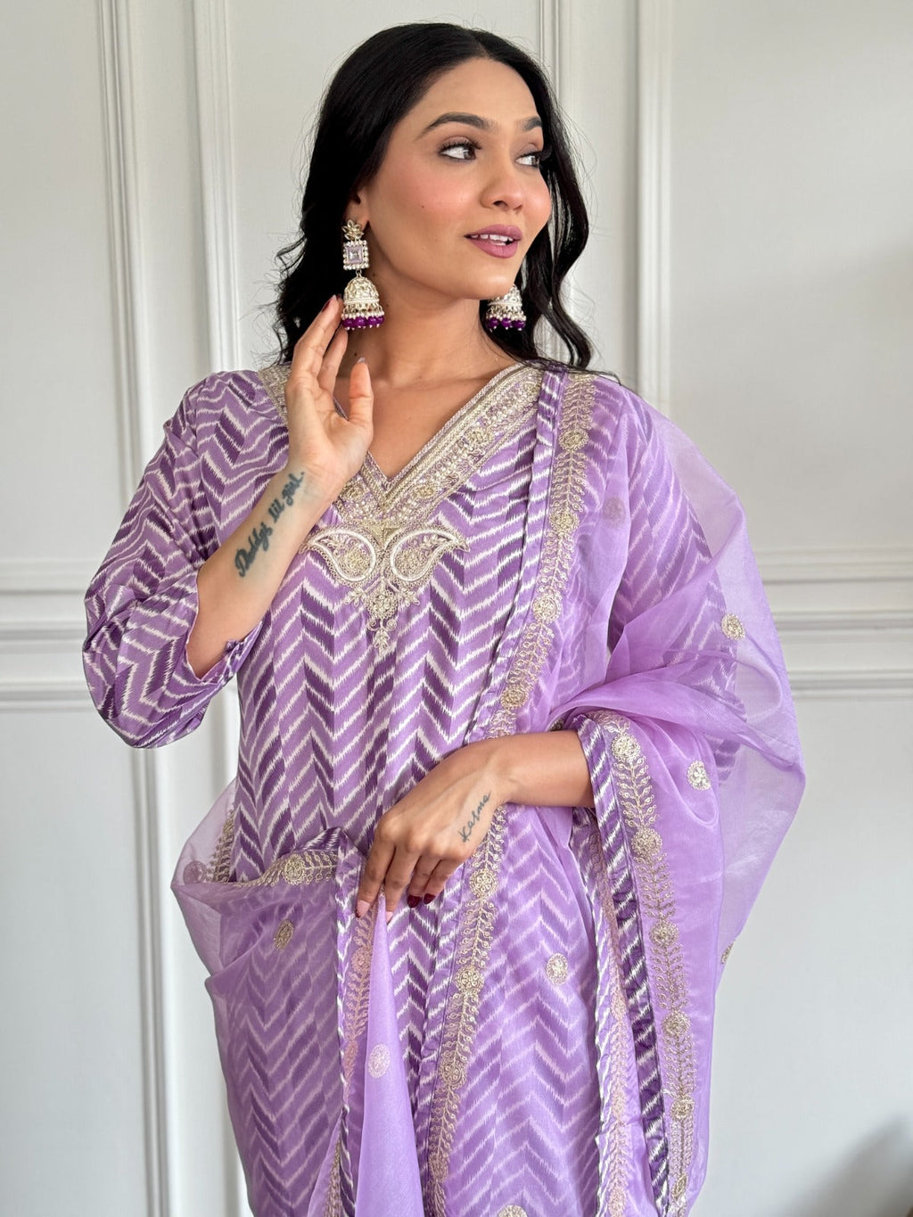 Chevron patterned lavender kurta with silk pants and dupatta