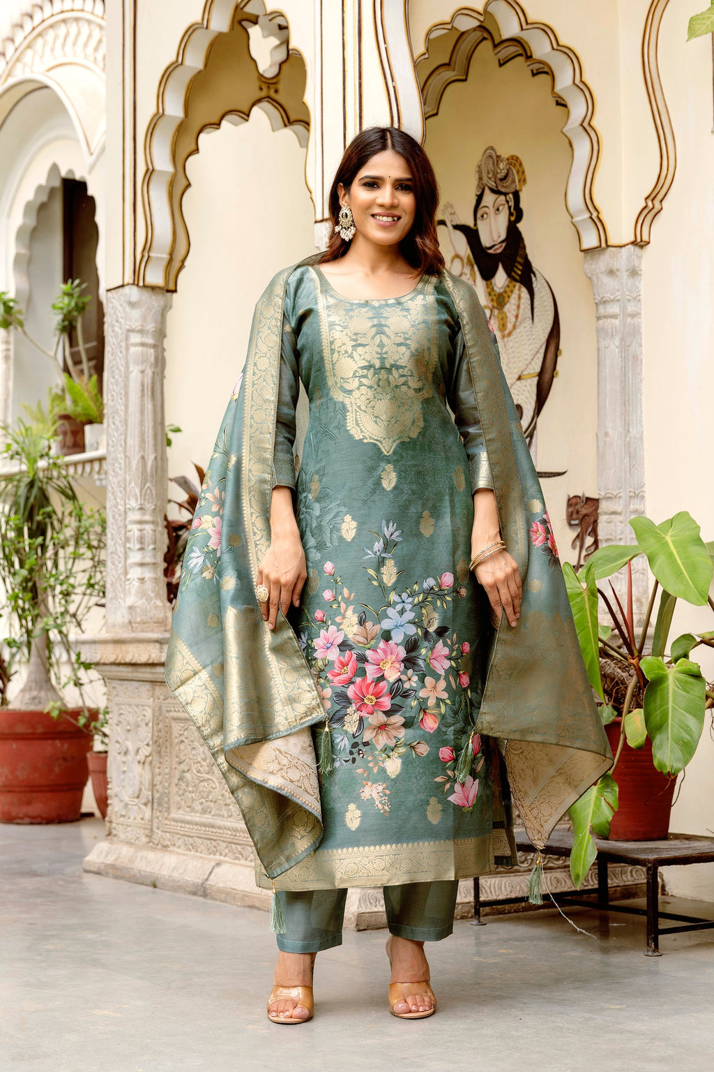 Banarasi Kurta Set with Floral Printed Dupatta