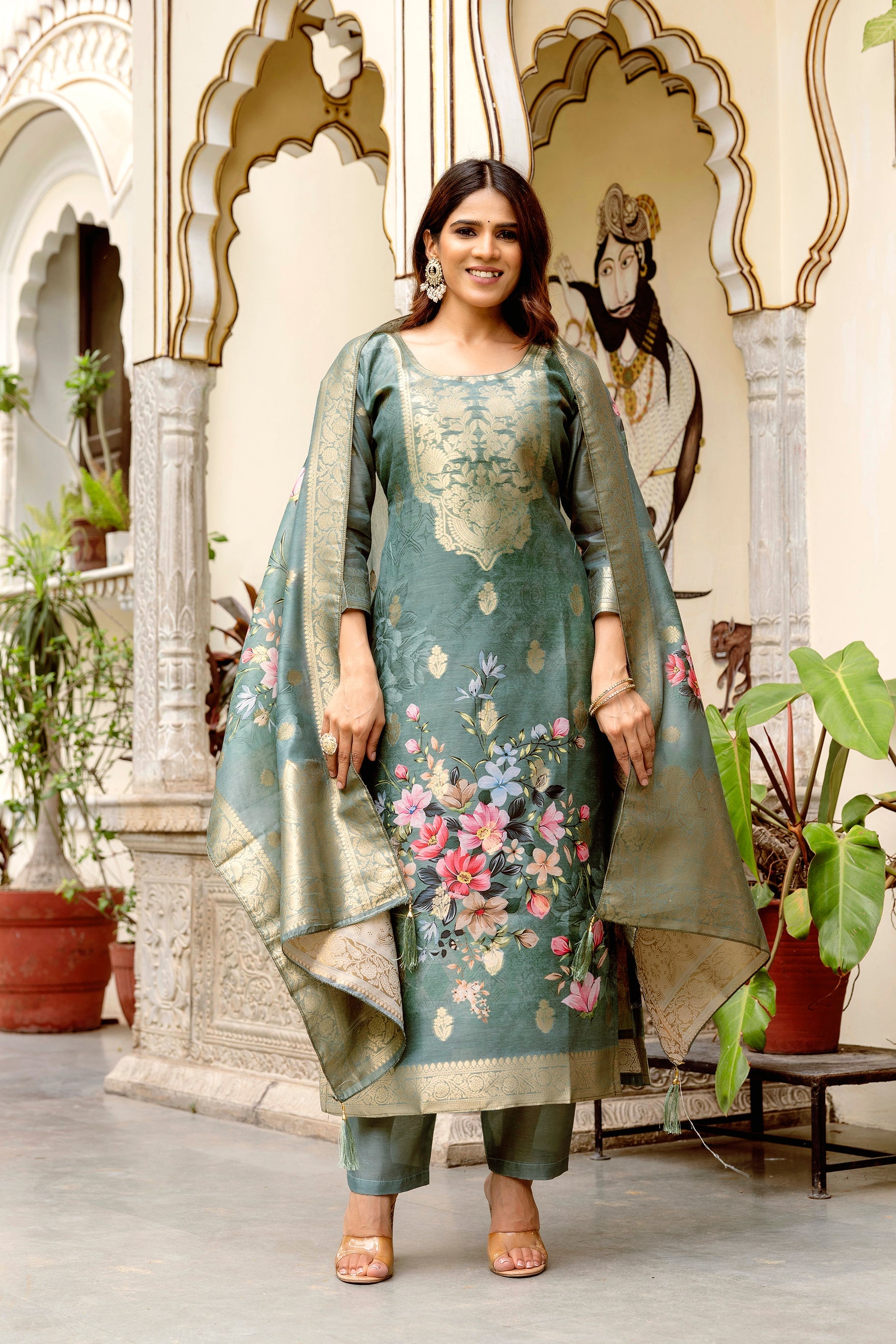 Banarasi Kurta Set with Floral Printed Dupatta