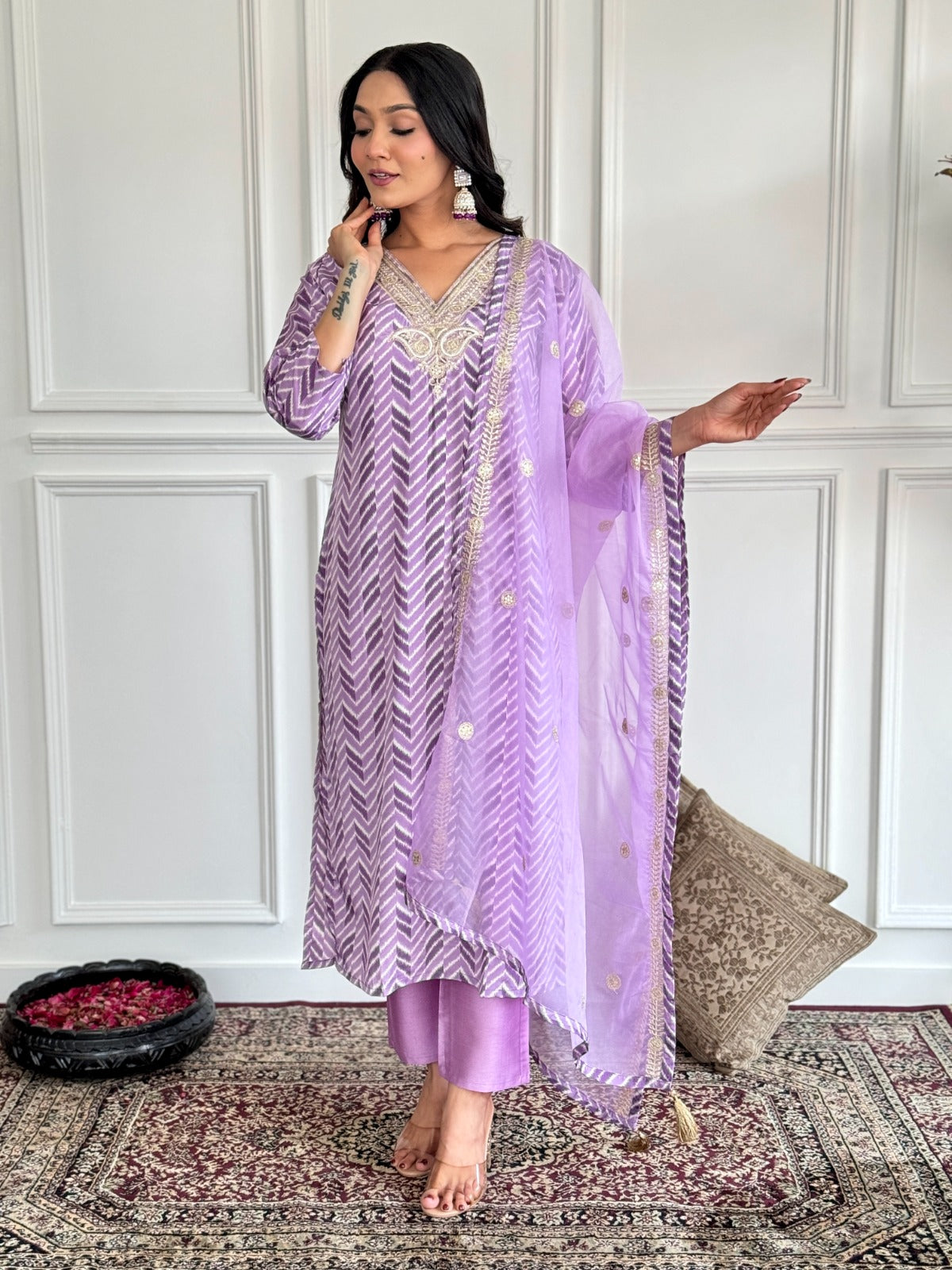 Chevron patterned lavender kurta with silk pants and dupatta