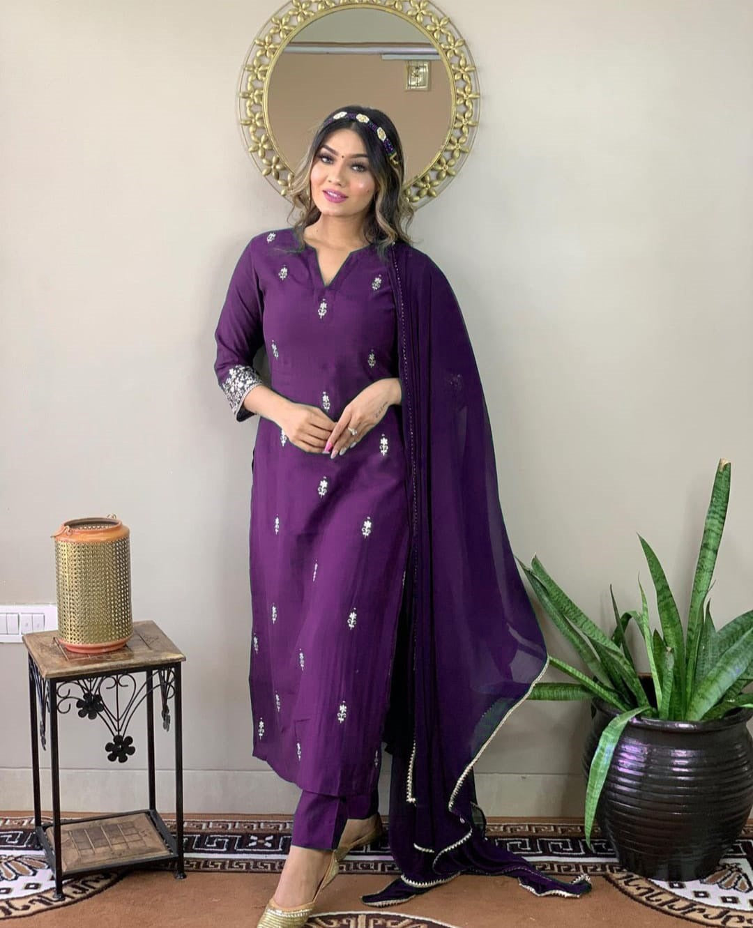 Graceful purple kurta outfit with embroidery and chiffon dupatta