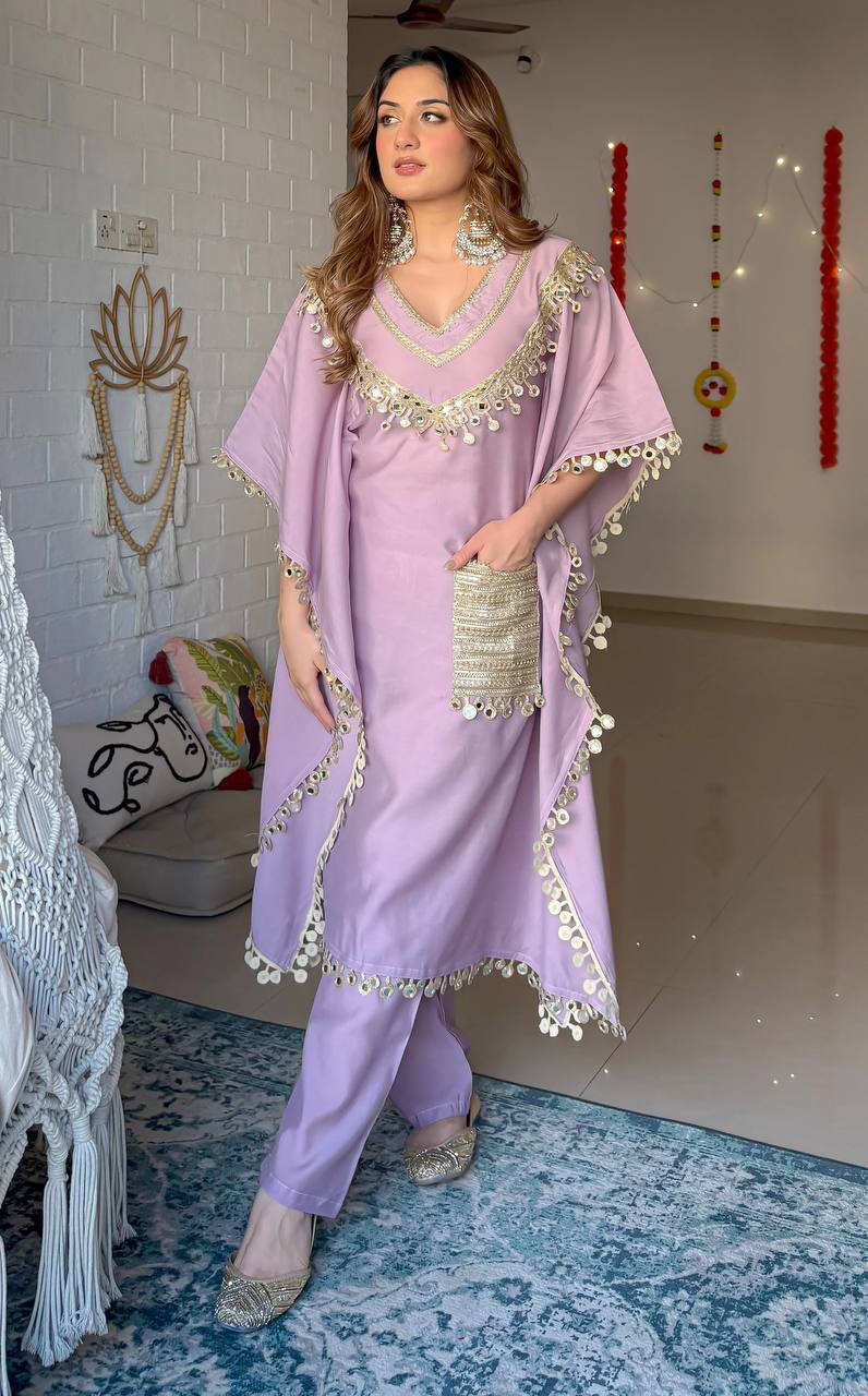 Lilac Kaftan & Pant Set with Golden Detailing