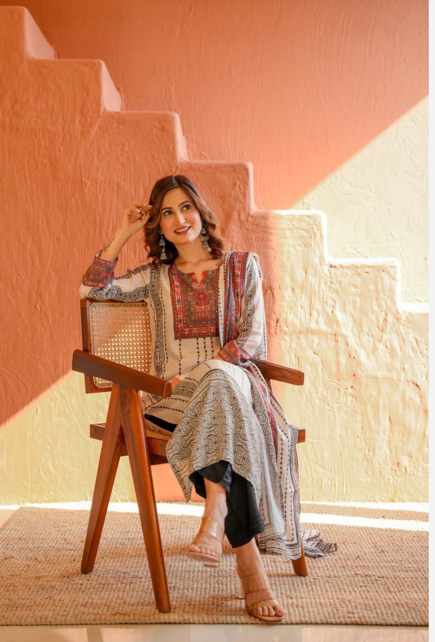 Elegant Cream Suit with Printed Dupatta and Black Trousers