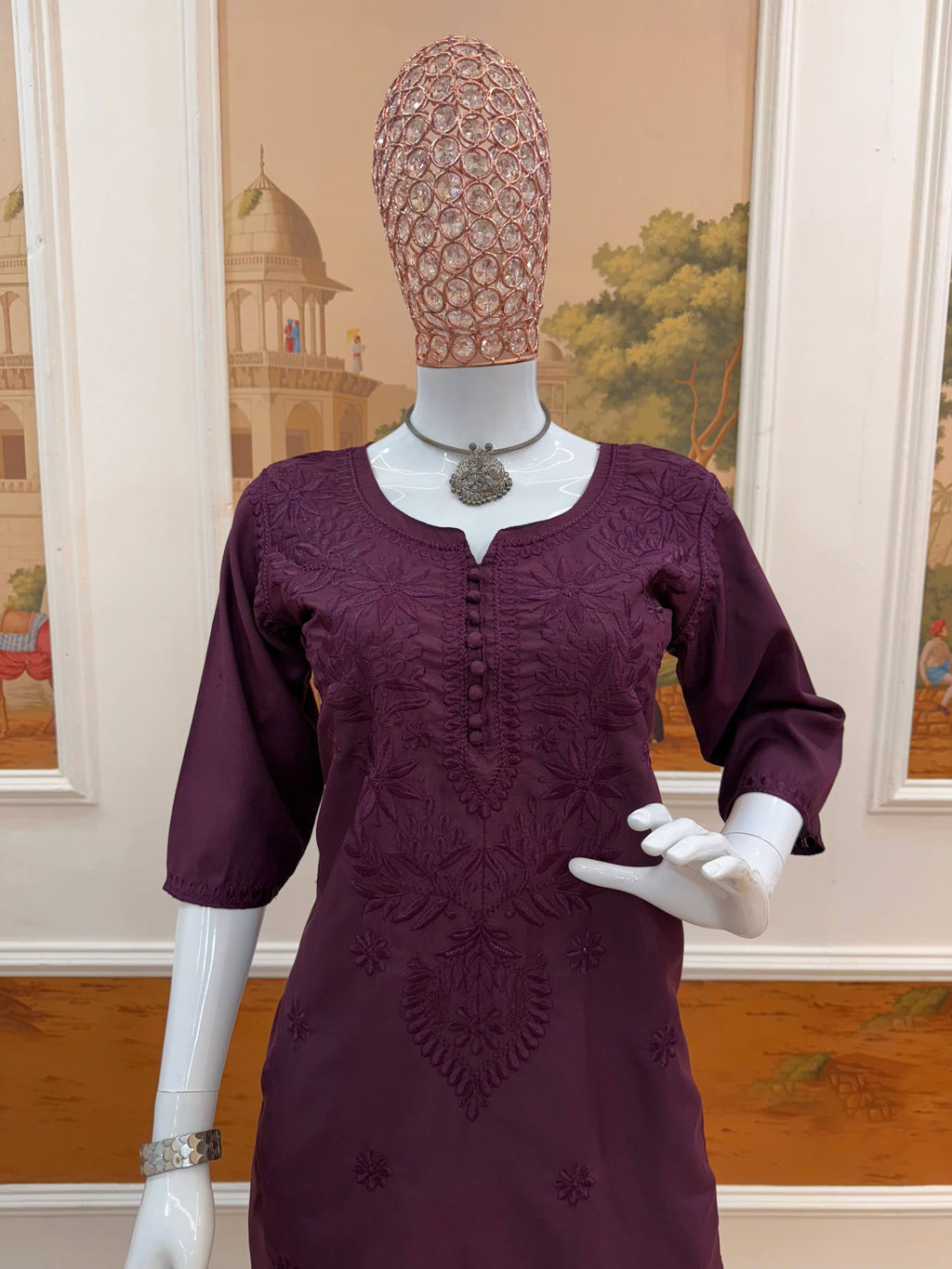 Elegant Mauve Embroidered Kurta Set